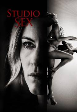 Annika Crime Reporter - Studio Sex